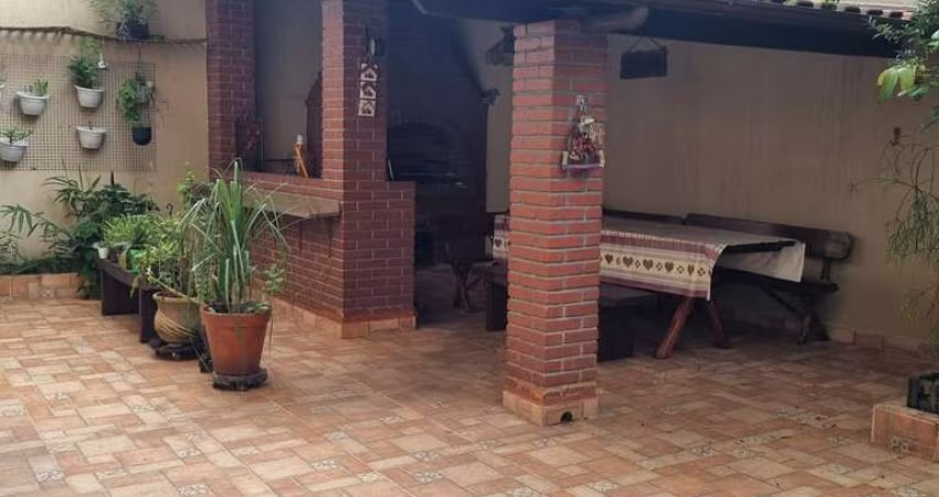 Sobrado para Venda em São Paulo, Jardim Maringá, 4 dormitórios, 1 suíte, 4 banheiros, 4 vagas
