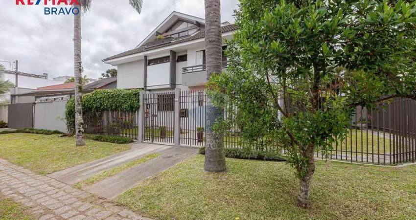Casa de esquina com quintal no jardim das américas, 4 quartos, 05 vagas de garagem. são 308m2 de muita elegância e conforto.