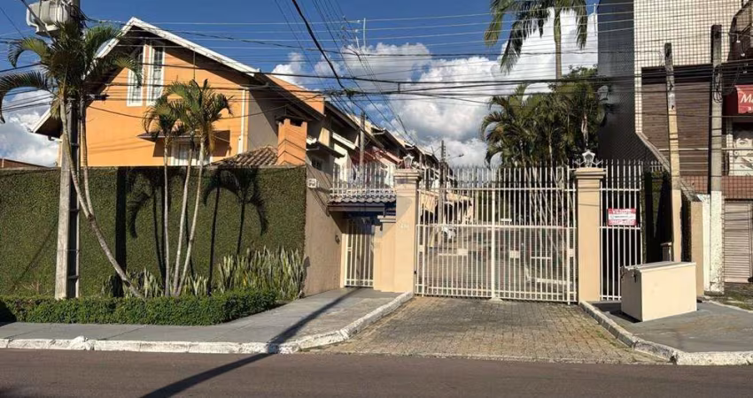 CASA EM CONDOMÍNIO RESIDENCIAL ESMERALDA COM 150M2, 3 QUARTOS, 1 SUÍTE, 02 VAGAS DE GARAGEM NO BAIRRO PORTÃO EM CURITIBA-PR