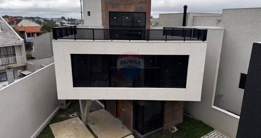 Casa nova e moderna  em condomínio no bairro uberaba em curitiba
