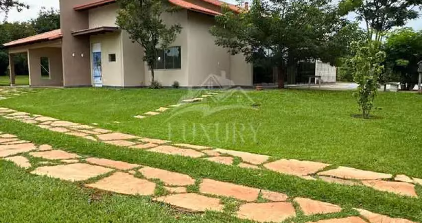 Casa residencial 3 suítes plenas condomínio alto da boa vista