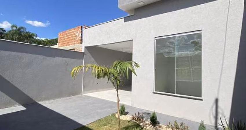 Casa de 3 quartos - 1 suíte - Há 800m do pratiko - Monte azul - Senador Canedo