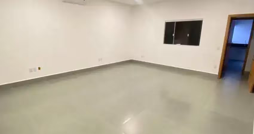 Sala comercial de 32m² para aluguel na av. josé carneiro – senador canedo