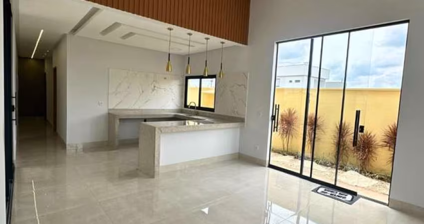 Casa moderna com 3 suítes plenas e pé direito duplo em condomínio, 304m² de terr