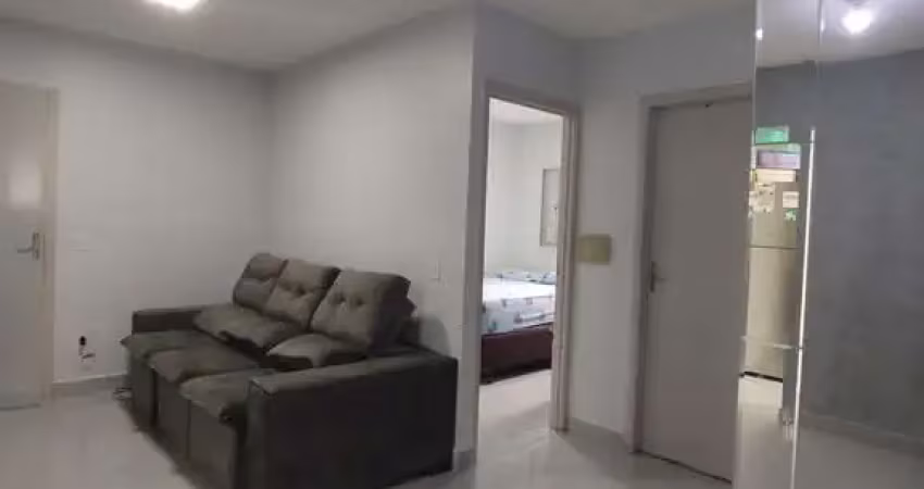 Apartamento com suíte no Recanto das Veredas – 50m², armários e porcelanato!