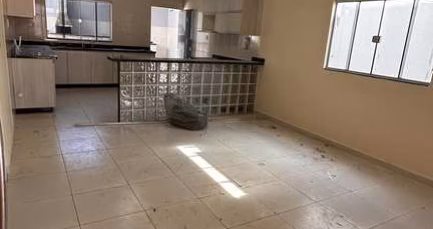 Excelente Casa para Alugar no Morada do Bosque – 3 Quartos (1 Suíte)