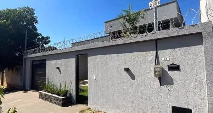 Casa alto padrão com 3 suítes, piscina e acabamento de luxo no bairro alvorada