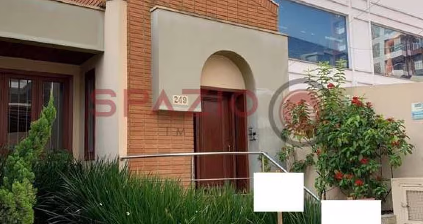 Casa comercial à venda na Rua Dona Josefina Sarmento, 249, Cambuí, Campinas