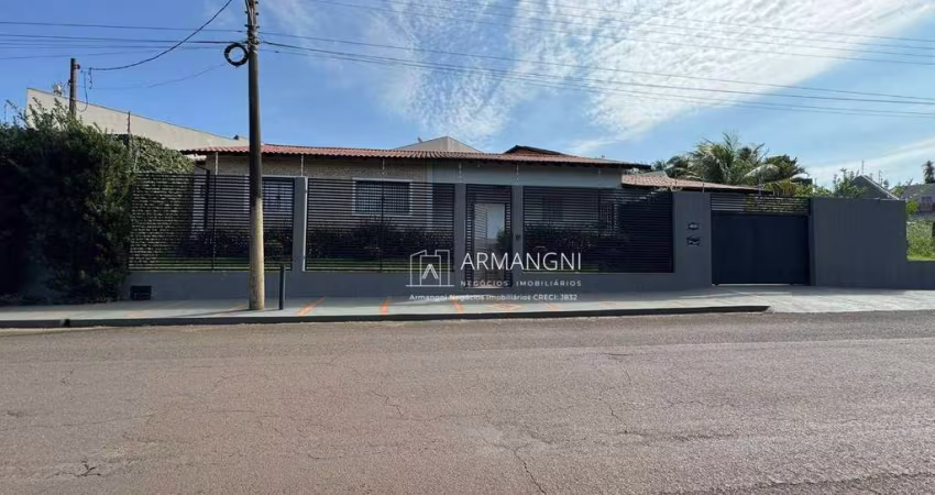 Casa com 4 dormitórios à venda, 483 m² por R$ 1.650.000,00 - Centro - Cornélio Procópio/PR