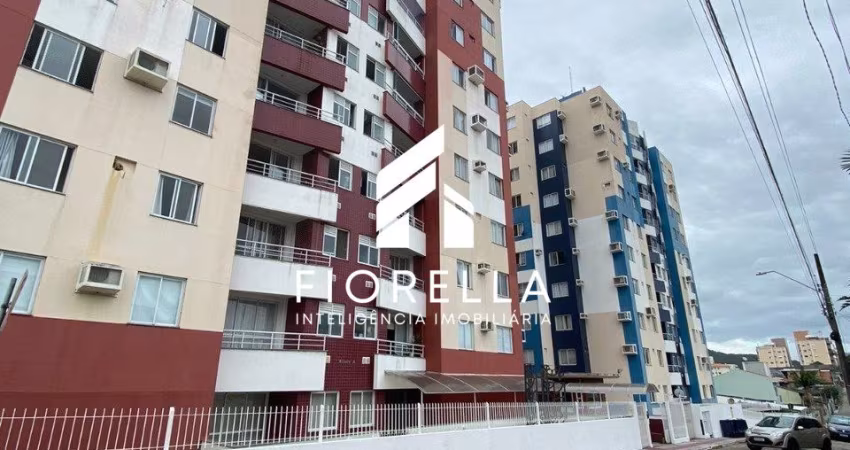 Excelente apartamento 02 dormitórios, sendo 01 suíte no bairro Ipiranga - São José/SC