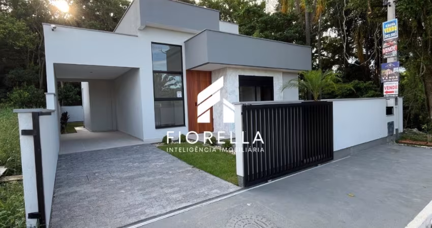 CASA 3 DORMITÓRIOS SENDO 1 SUITE NO NOVO HORIZONTE, SÃO JOSÉ/SC
