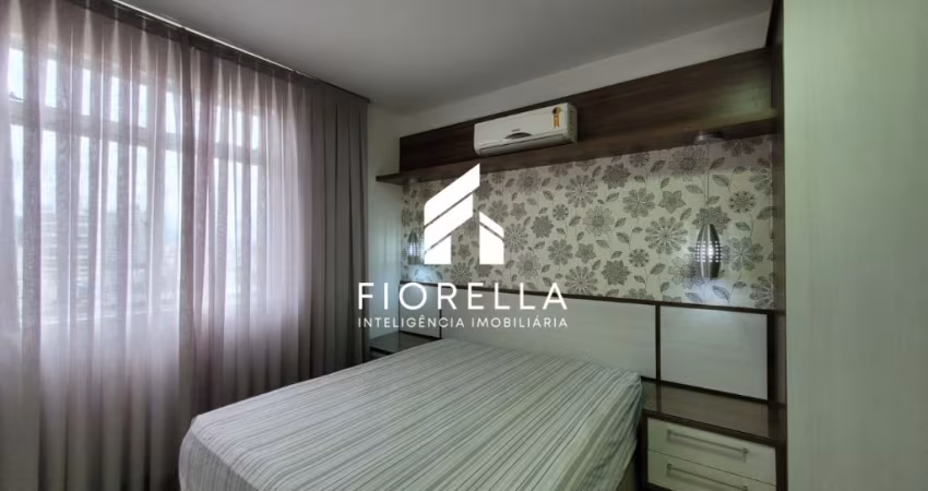 Apartamento duplex mobiliado, com 03 dormitórios, sendo 01 suíte, 01 vaga, em Campinas, São José/SC.