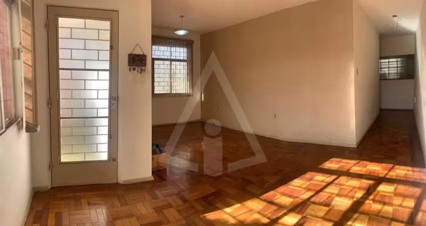 Casa com 4 quartos à venda na Avenida Teresópolis, 2888, Teresópolis, Porto Alegre