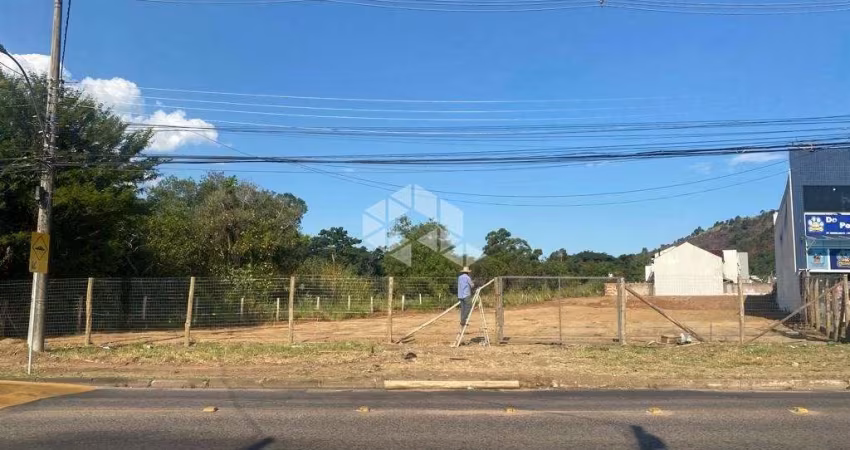 Terreno com 3.206,97m² no bairro Guarujá, em Porto Alegre