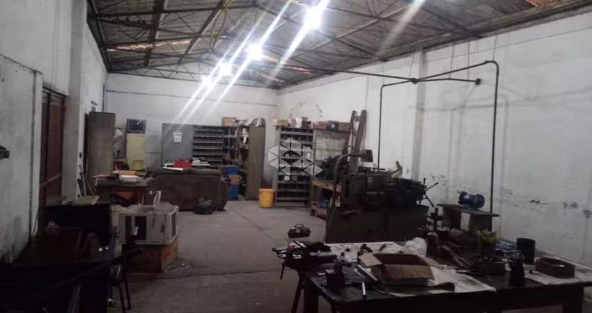 Pavilhão de 102,36m² no bairro Santa Maria Goretti próximo a Avenida Sertório