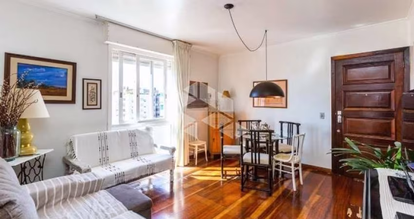 Apartamento com três quartos e vaga no Cristo Redentor