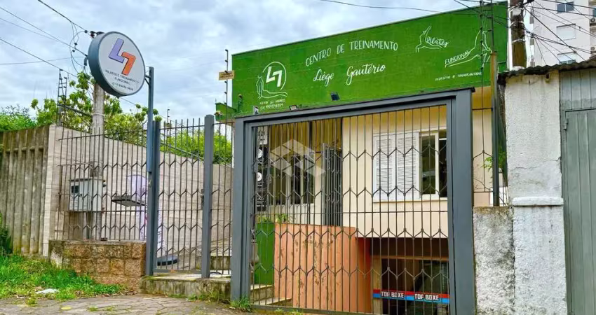 Casa comercial à venda na Rua Sinimbú, 266, Petrópolis, Porto Alegre