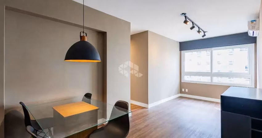 Apartamento com dois quartos e infra completa, no jardim lindóia