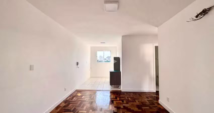 Apartamento totalmente reformado, do lado do pq germânia