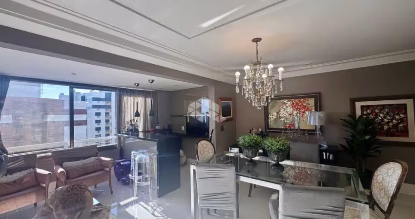 Apartamento com 120m² e infra completa, no menino deus