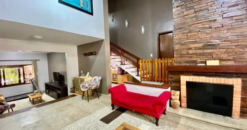 Casa Sobrado de 3 dormitórios na Vila Ipiranga