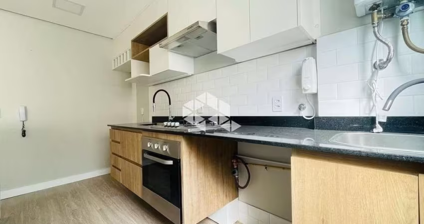 APARTAMENTO DE 02 QUARTOS, COZINHA, SALA E BOX COBERTO PERTO UNIRITTER