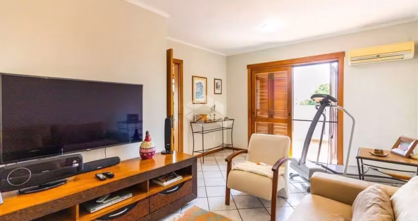 Cobertura de 3 dormitórios, 1 suíte e 2 vagas no bairro jardim planalto em porto alegre-rs!
