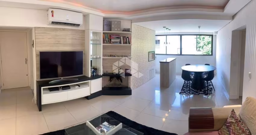 Apartamento de 2 dormitórios, 1 suíte e 2 vagas no bairro Jardim Floresta em Porto Alegre-RS!