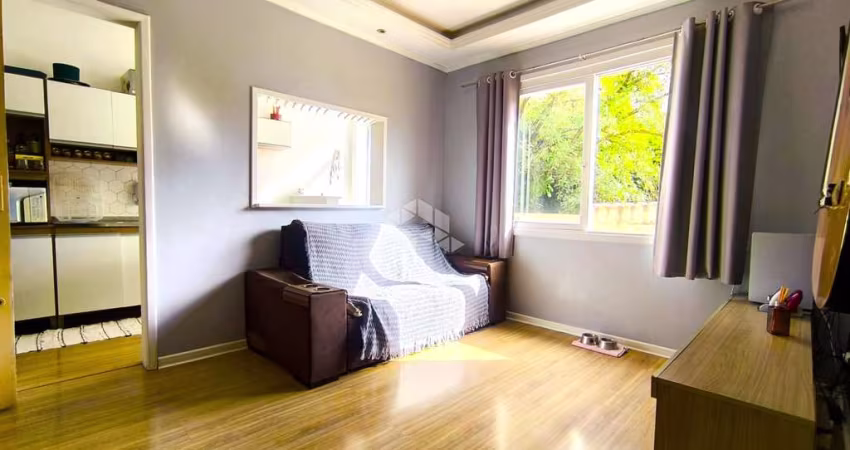 Apartamento térreo de 1 dormitório com 1 vaga no bairro Gloria!