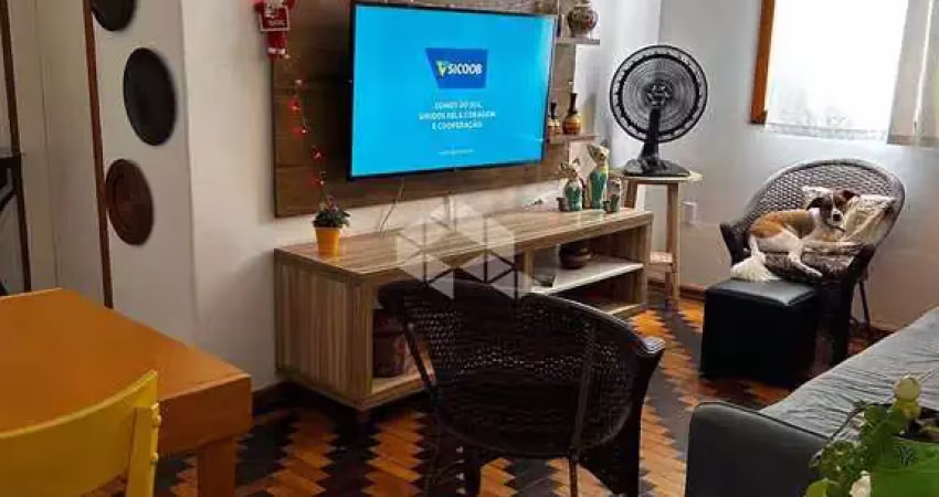 Oportunidade! 2 quartos próximo a assis brasil, 1 lance de escadas.