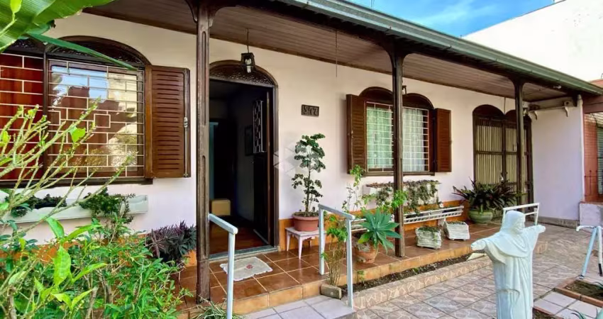 Casa residencial/comercial  3 quartos  c galpão no são sebastião 180m construido