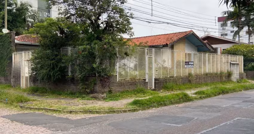 Casa com 3 quartos à venda na Avenida Montreal, 457, Jardim Lindóia, Porto Alegre