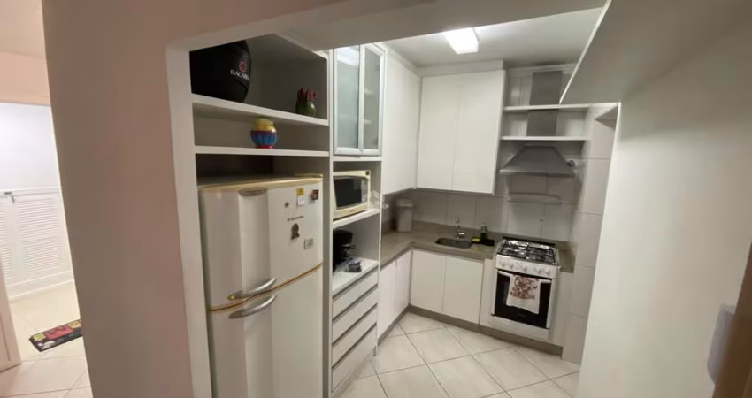 Apartamento 2 dormitórios 1 vaga no Centro de Florianopolis