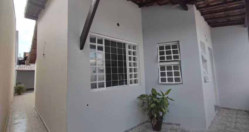Casa para Venda em Itu, Jardim Estância Bom Viver, 2 dormitórios, 1 banheiro, 2 vagas