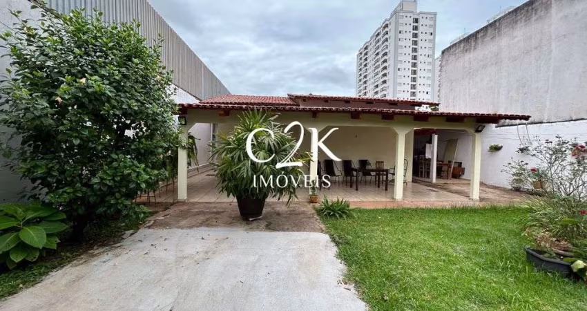 Casa Térrea com Amplo Jardim e Área Gourmet – Setor Sudoeste, Goiânia