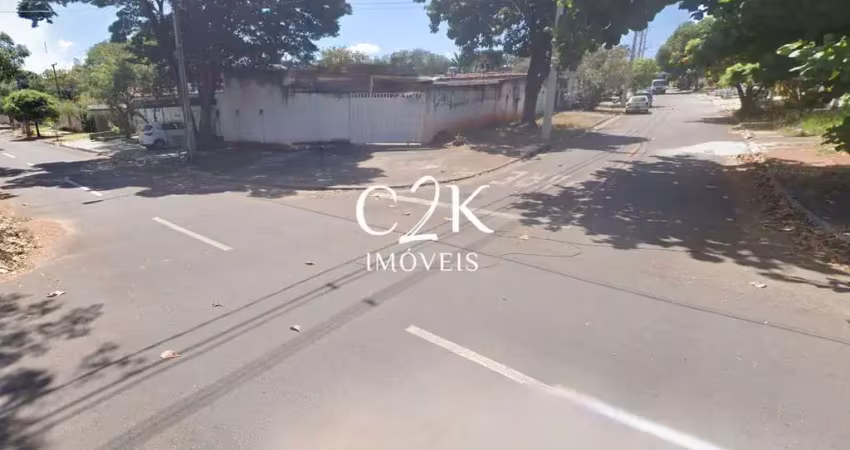 Lote comercial com 738m² na 7°avenida c/rua 218 no setor universitário