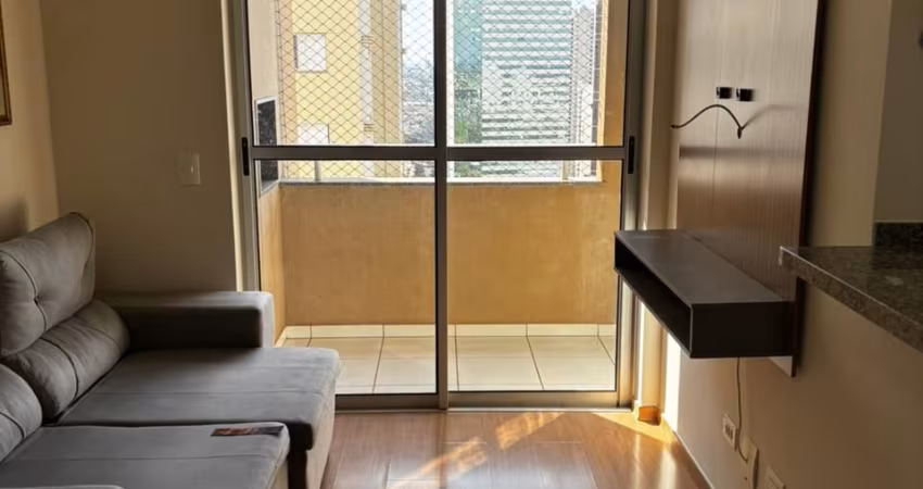 Apto à venda no Ed. Torres do Horizonte  andar alto