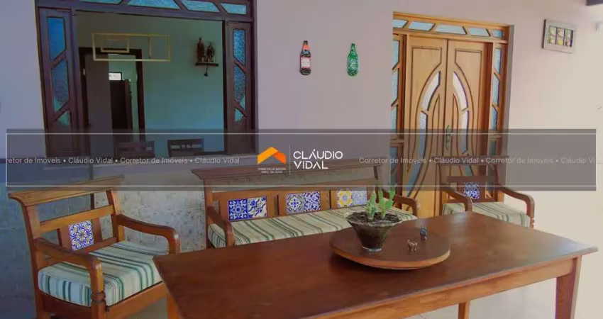 Oportunidade: Casa térrea em Condomínio fechado com 371 m2, 4/4 em Piata, Salvador - BA