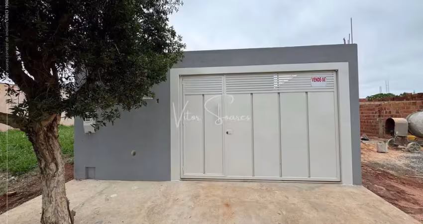 Casa á venda no bairro do Acapulco em Birigui; Casa com sala de TV, 2 quartos, Cozinha, Banheiro social, Área de serviço e Garagem descoberta
