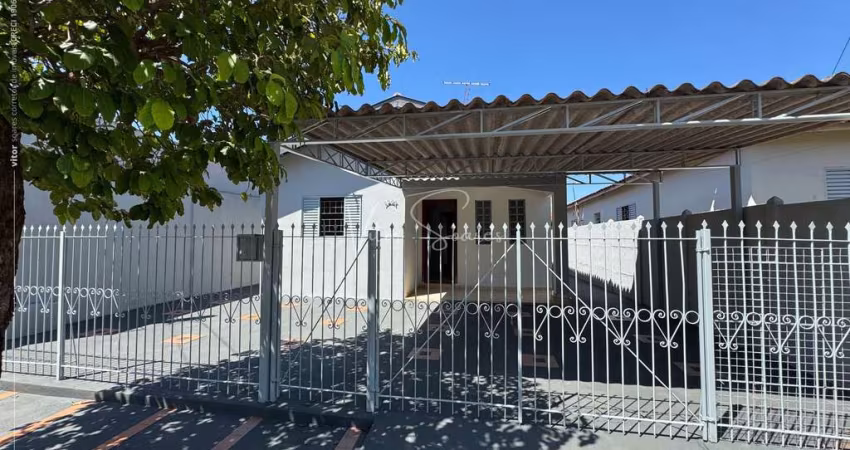 Casa á venda no Isabel Marín em birigui: Casa com 3 quartos, sala de tv, fundos com quintal amplo e garagem coberta e descoberta