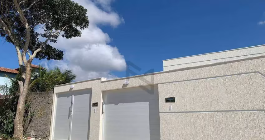 Casa com 2 dormitórios à venda, 60 m² por R$ 300.000 - Guriri - Cabo Frio/RJ