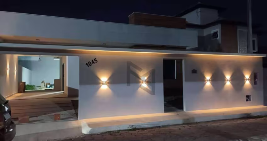 Casa com 2 dormitórios à venda, ( Condomínio dos Pássaros ),   100 m² por R$ 650.000 - Cabo Frio/RJ