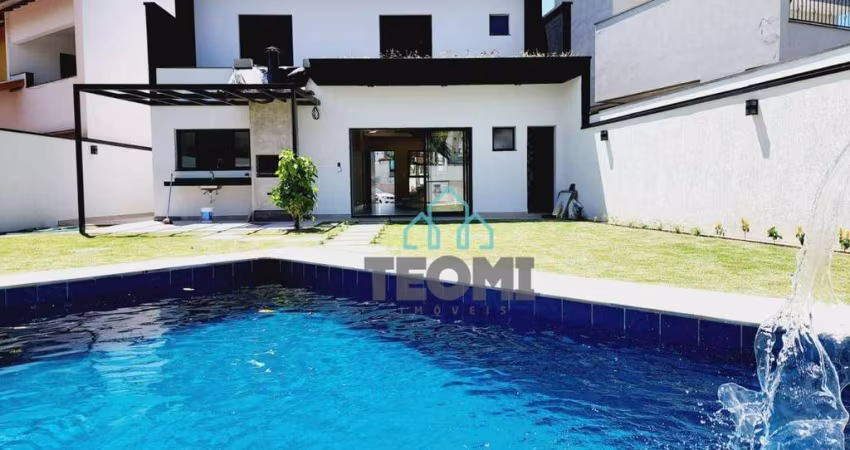 Sobrado com 3 dormitórios à venda, 215 m² por R$ 1.500.000,00 - Parque das Araucárias - Tremembé/SP