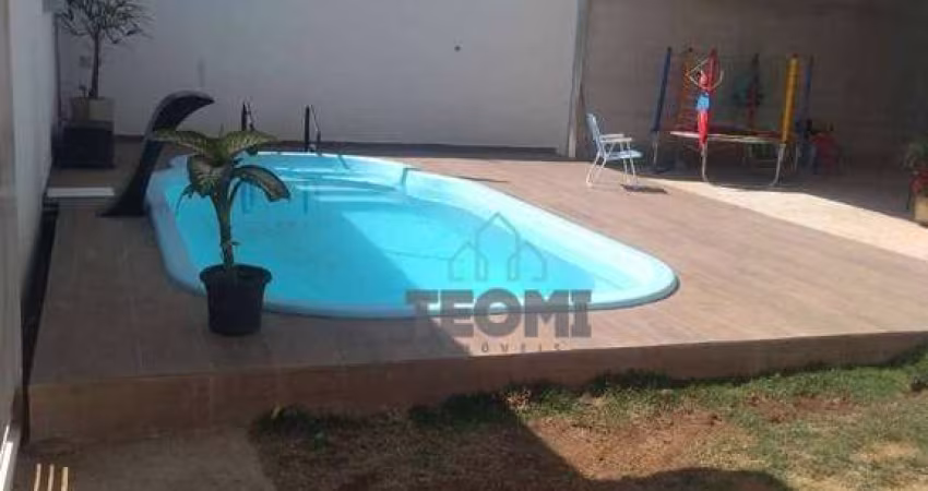 Sobrado com 4 dormitórios à venda, 272 m² por R$ 660.000,00 - Jardim Oásis - Taubaté/SP
