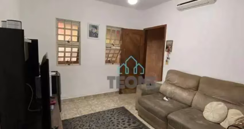 Casa com 2 dormitórios (1 suite) à venda, 70 m² por R$ 300.000 - Parque Senhor do Bonfim - Taubaté/SP