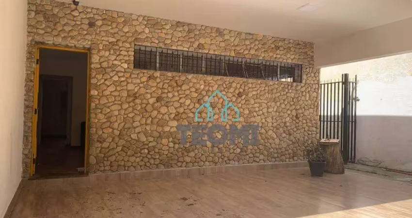 Casa com 4 dormitórios à venda, 125 m² por R$ 550.000,00 - Vila Jaboticabeira - Taubaté/SP