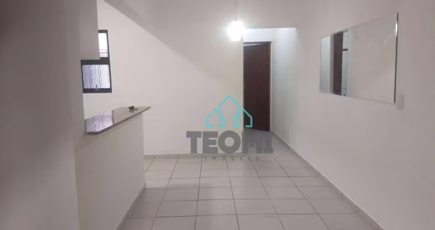 Sobrado com 2 dormitórios à venda, 145 m² por R$ 389.900,00 - Mombaça - Pindamonhangaba/SP