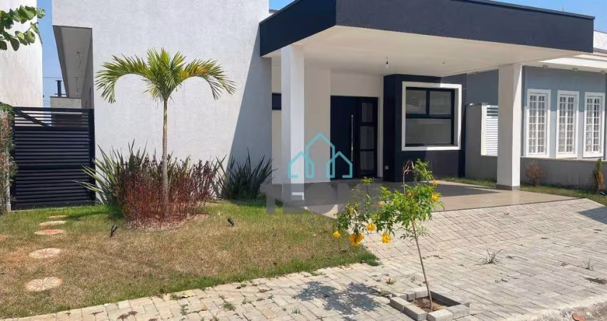 Casa com 3 dormitórios (1 Suíte) à venda, 163 m² por R$ 960.000 - Condomínio Morada do Visconde - Tremembé/SP
