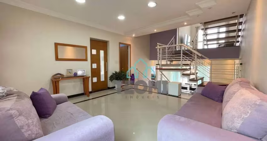 Casa com 3 dormitórios à venda, 360 m² por R$ 1.100.000,00 - Jardim Independência - Taubaté/SP