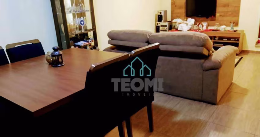 Sobrado com 3 dormitórios à venda, 120 m² por R$ 460.000,00 - Jardim Maria Augusta - Taubaté/SP